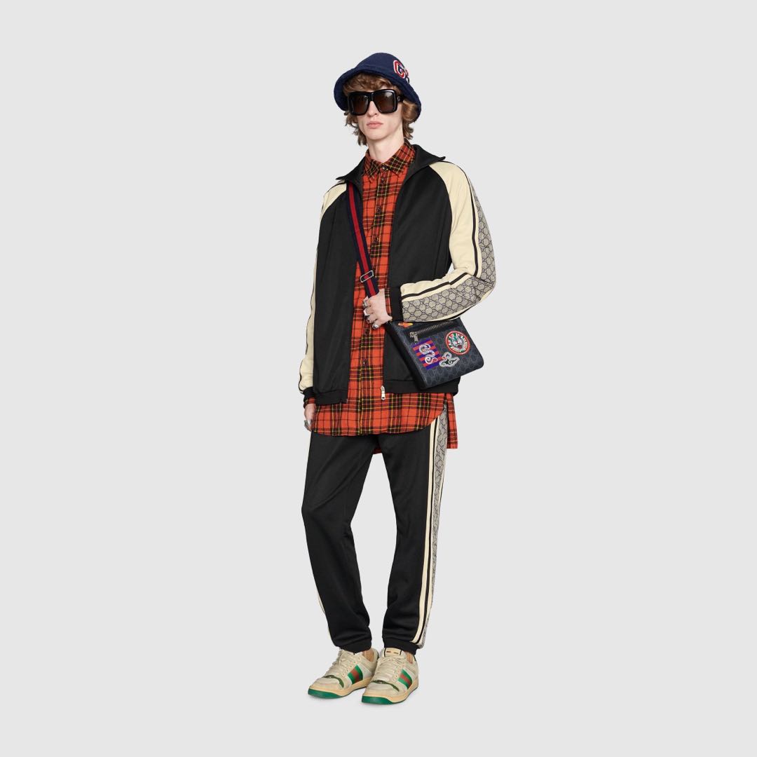 MINIMALIST STREET STYLE