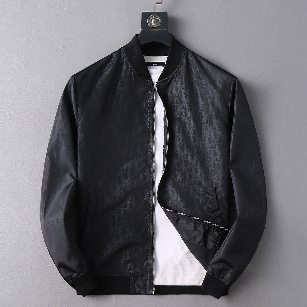 MINIMALIST STREET STYLE
