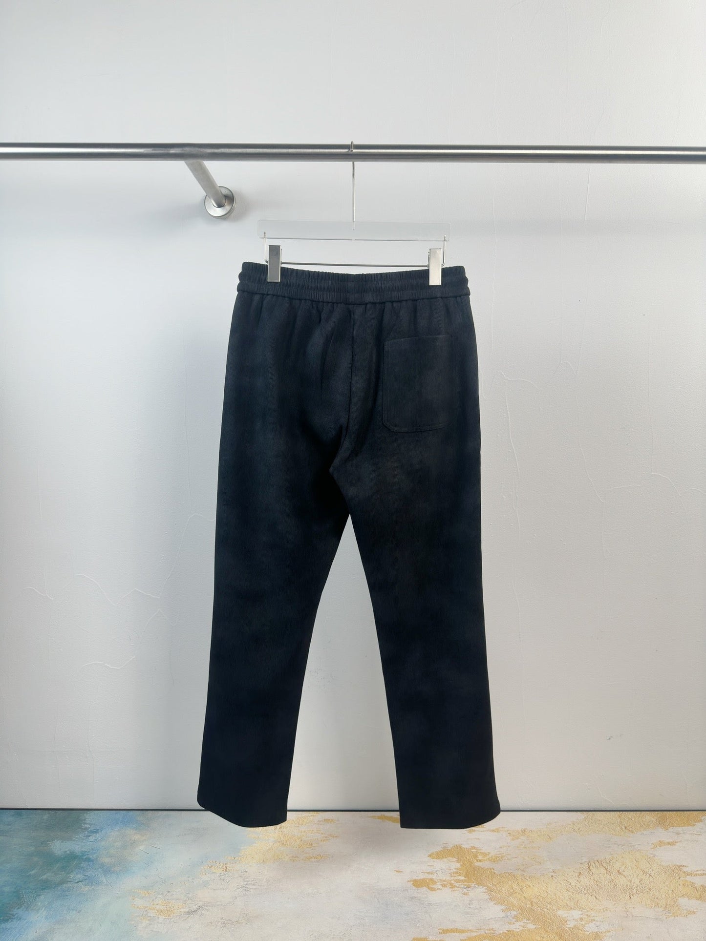 MINIMALIST STREET STYLE
