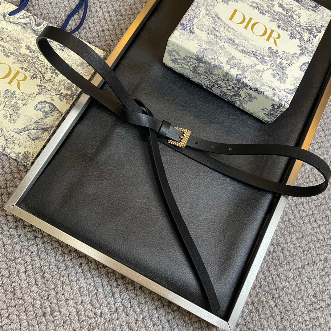 FASHION BELTS