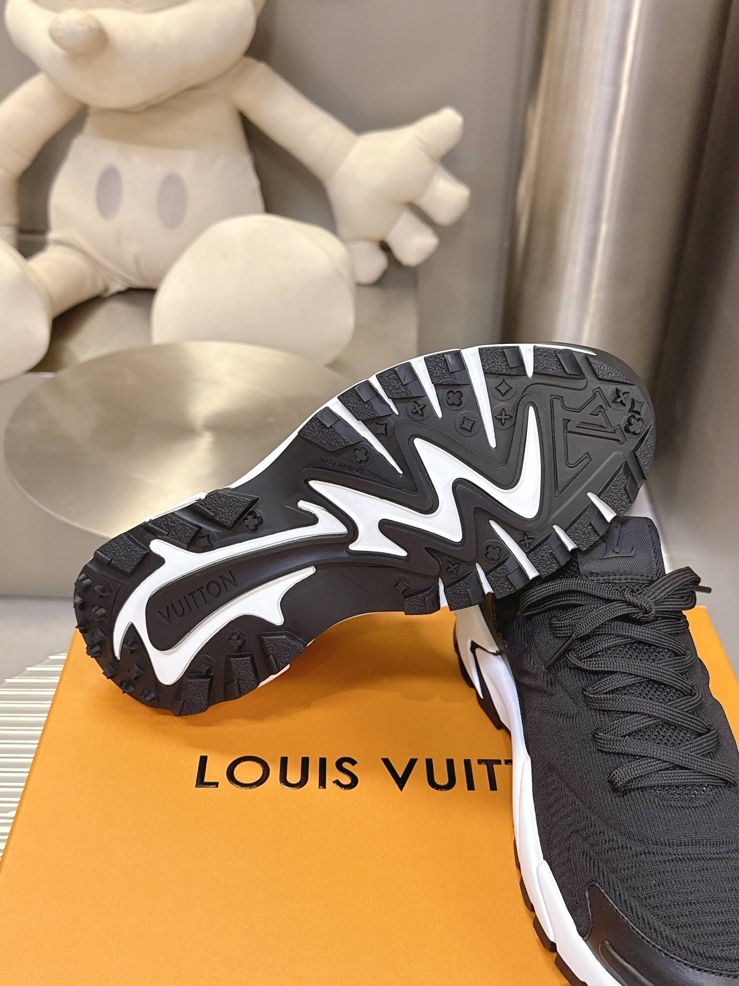 Louis Vuitton Runner Tatic Sneaker