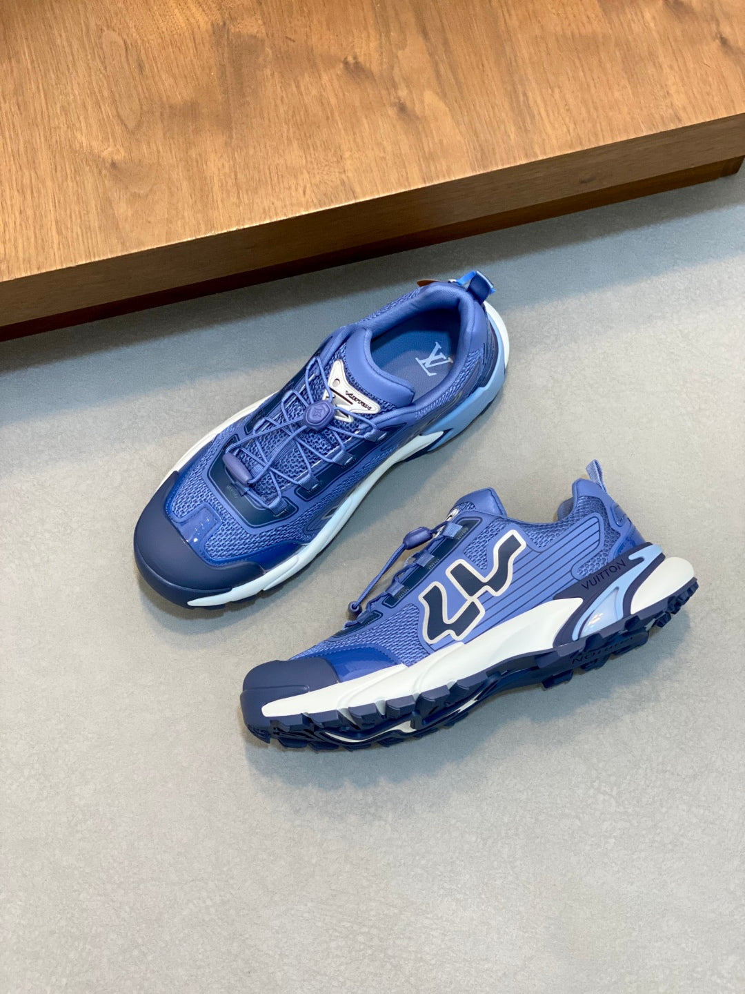 Louis Vuitton Runner Tatic Trainers