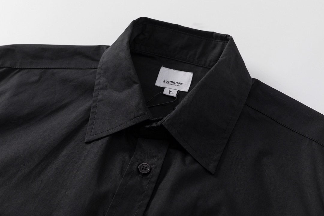 MINIMALIST STREET STYLE