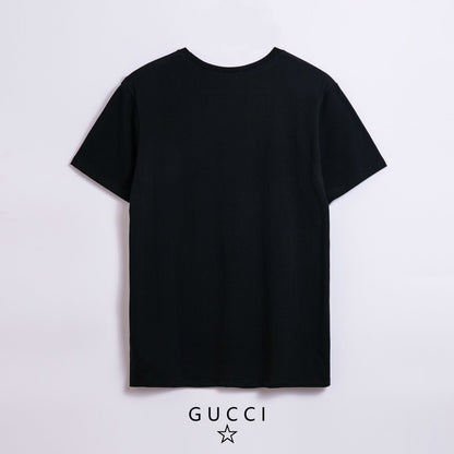MINIMALIST STREET STYLE
