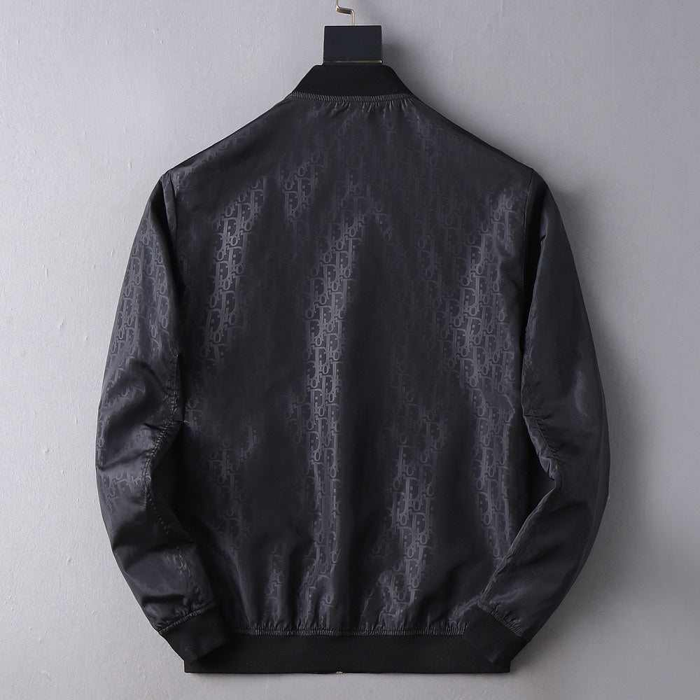 MINIMALIST STREET STYLE