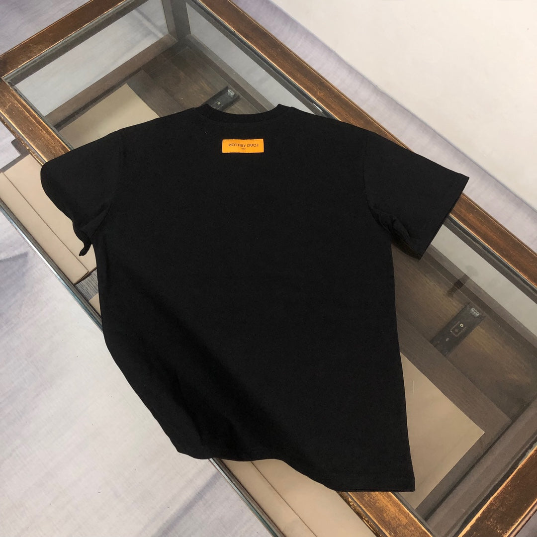 MINIMALIST STREET STYLE