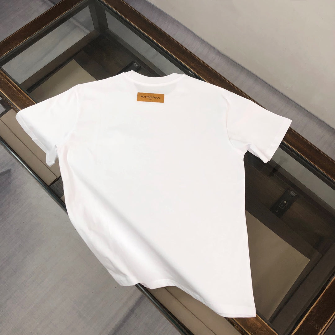 MINIMALIST STREET STYLE