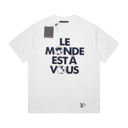 MINIMALIST STREET STYLE