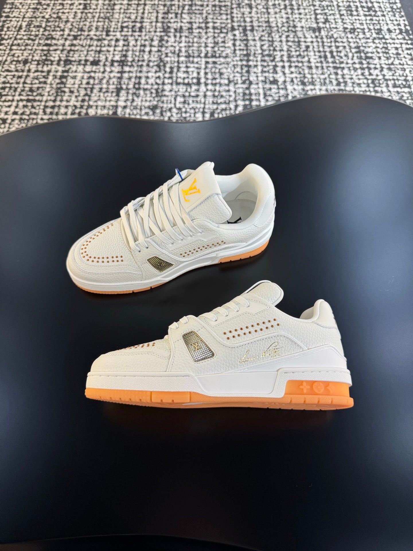 Louis Vuitton Trainer Sports Shoes