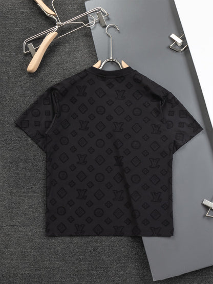 MINIMALIST STREET STYLE