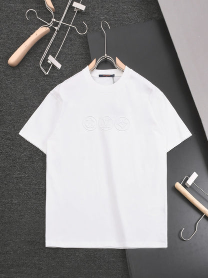 MINIMALIST STREET STYLE