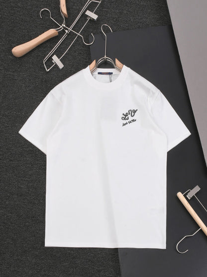 MINIMALIST STREET STYLE