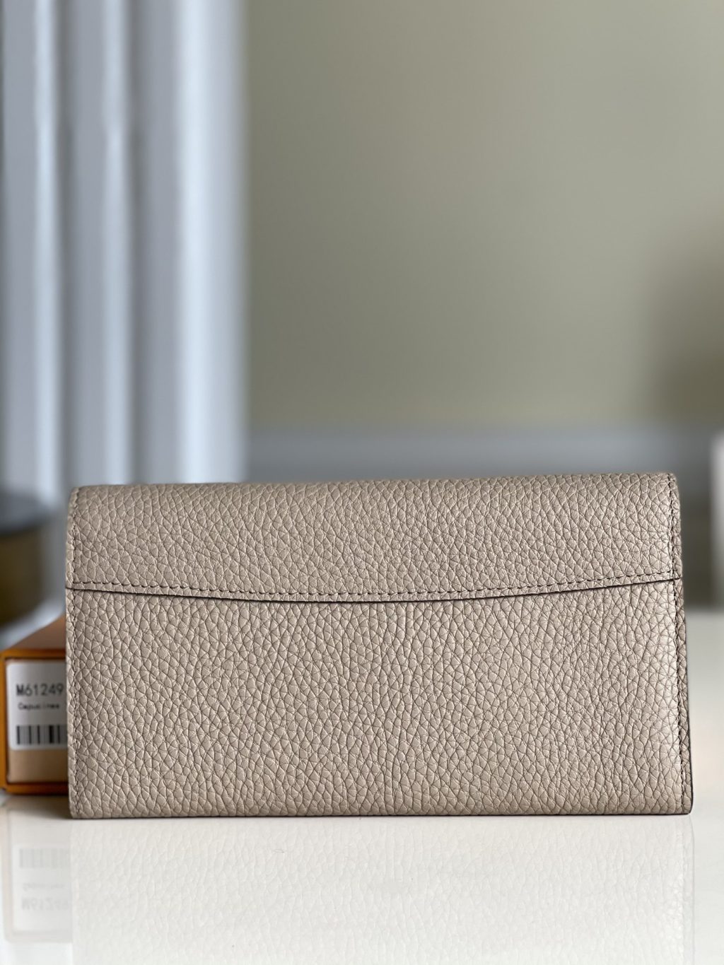 Louis Vuitton Capucines Wallet Galet M61248 - Image 3