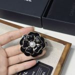 Chanel Brooch Metal And Resin Gold With Black Pearly White Abg238 B21624 U3367 - Image 7