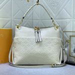 Louis Vuitton Maida Hobo Handbag White 33Cm - Image 3