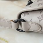 Louis Vuitton Pulse Wearable Wallet Sand 22cm M14794 - Image 7