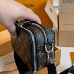 Louis Vuitton Alpha Wearable Wallet Brown 18cm M81260 - Image 6