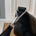 Prada Triangle Shoulder Bag Black 27Cm - Image 9