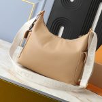 Louis Vuitton Hobo Cargo Beige 31Cm M12697 - Image 7