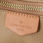 Louis Vuitton Hobo Cargo Beige 31Cm M12697 - Image 6