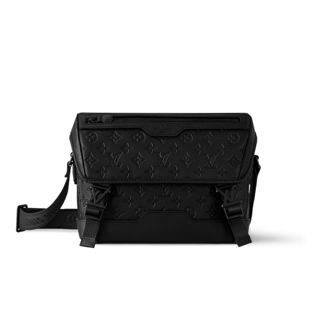 Louis Vuitton Messenger Voyager Monogram Shadow Bag Black 28Cm - Image 2
