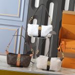 Louis Vuitton Pochette Mia Creme 22Cm M26245 - Image 12