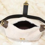 Louis Vuitton Pochette Mia Creme 22Cm M26245 - Image 11