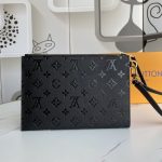 Louis Vuitton Daily Pouch Black 29Cm M62937 - Image 4