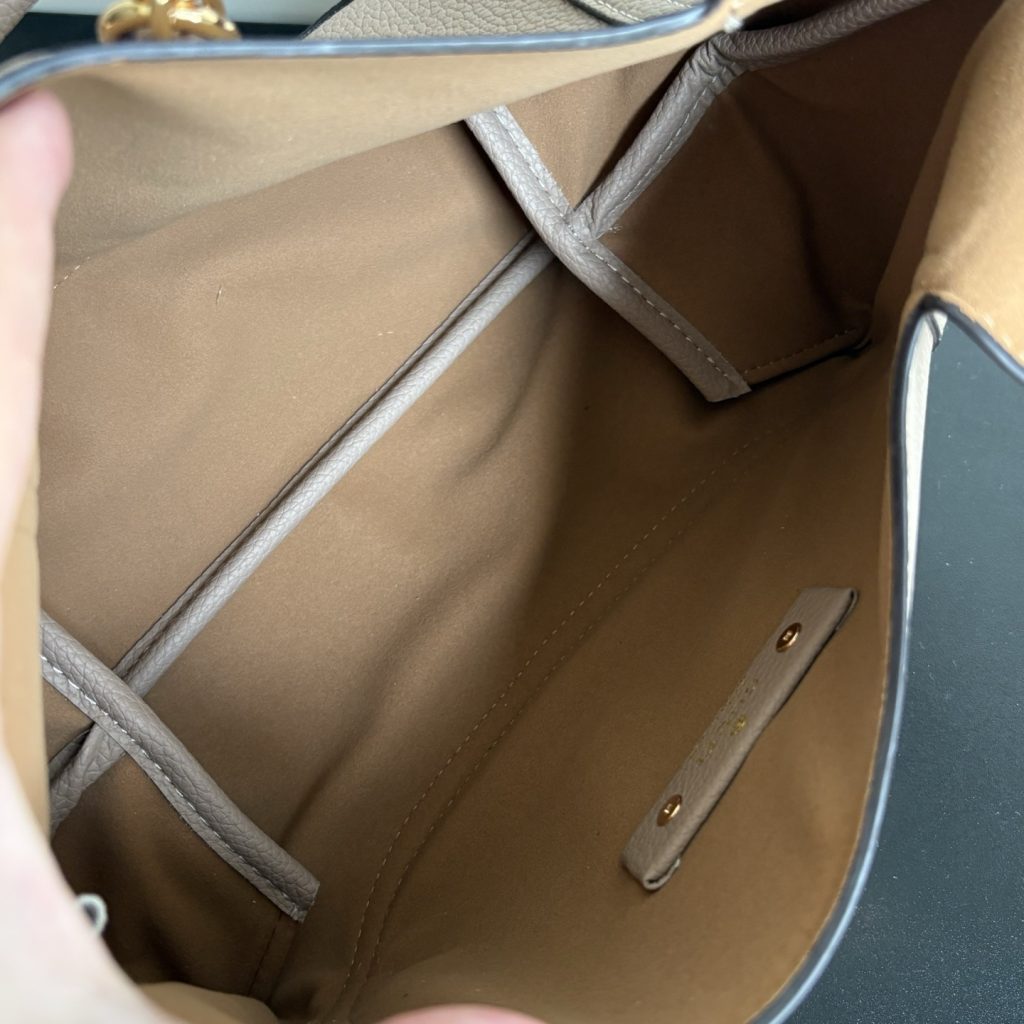 Gucci Softbit Maxi Medium Top Handle Bag Light Pink 27Cm 837467 Aaeao 1523 - Image 10