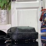 Louis Vuitton Avenue Slingbag PM Monogram Eclipse Black 33cm M47137 - Image 6