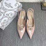 Valentino Vlogo The Bold Edition Slingback Pumps In Patent Leather 60Mm In Beige Rose - Image 3