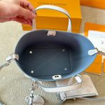 Louis Vuitton Blossom Mahina Bag With Lv Circle Motif White 23Cm - Image 10