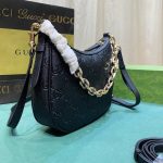 Gucci Gg Emblem Small Shoulder Bag Black 23Cm 815409 Aaeem 1000 - Image 6
