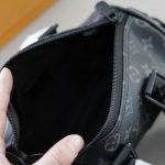 Louis Vuitton Keepall Bandoulière 25 Monogram Eclipse Black 24cm M46271 - Image 6