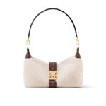 Louis Vuitton Pochette Mia Creme 22Cm M26245