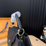 Louis Vuitton Capucines BB Bag Black 27Cm M94755 - Image 8
