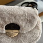 Louis Vuitton Bag Ski Cozygram Sunset Bag Cream 27Cm M12097 - Image 4