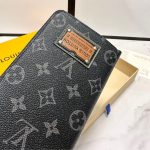 Louis Vuitton Vertical Wallet Monogram Black 20cm - Image 6
