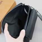 Louis Vuitton Pilot Bag Black 29Cm - Image 11