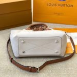 Louis Vuitton Mahina Leather Haumea Bag White 30Cm - Image 8