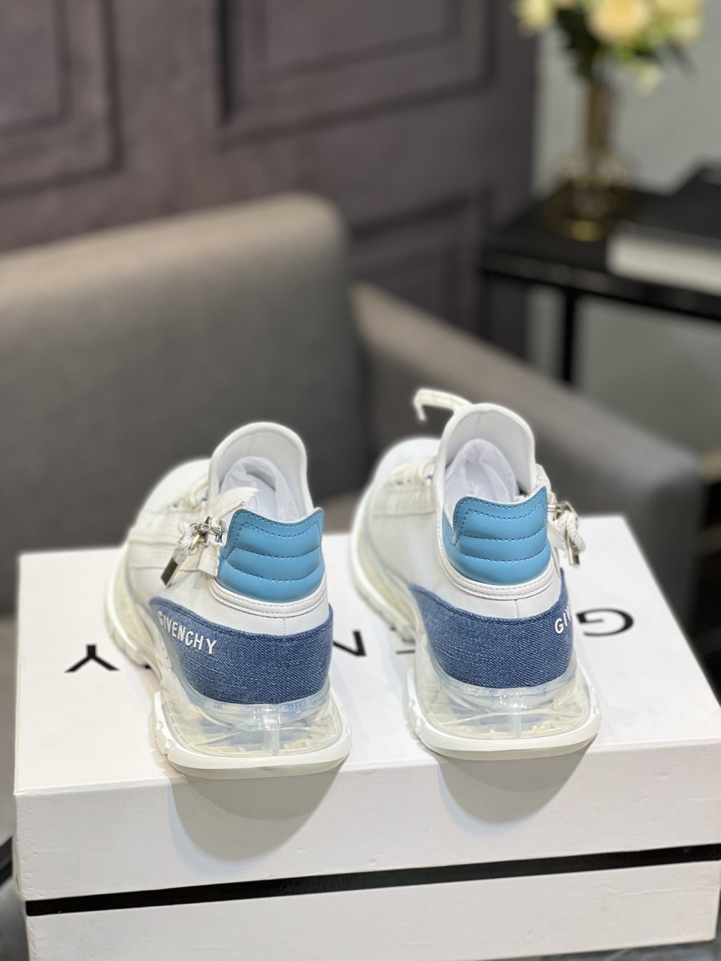 Givenchy Spectre Runner sneakers - Image 2