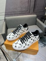 NEW ARRIVAL LOUIS VUITTON  SNEAKER - Image 8