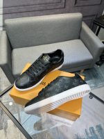 NEW ARRIVAL LOUIS VUITTON  SNEAKER - Image 4