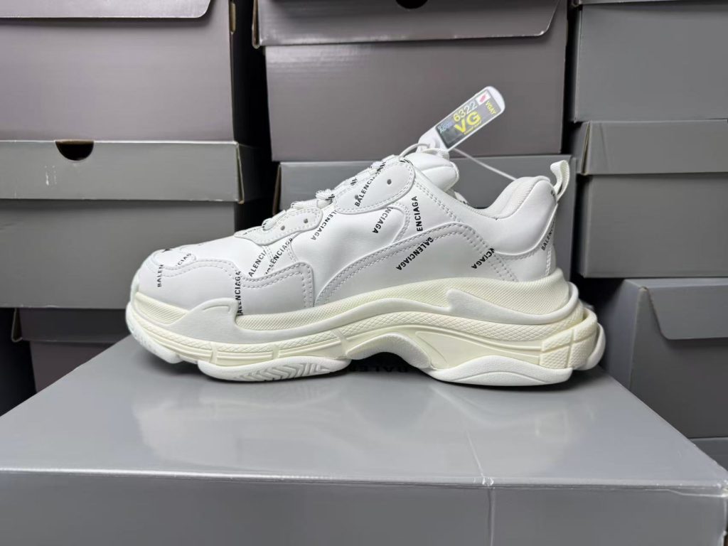 BALENCIAGA TRIPLE-S 36-45 - Image 3