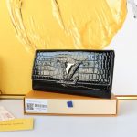 Louis Vuitton Capucines Crocodile Leather Long Wallet Black 20cm - Image 3