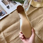 Gucci Women's Horsebit Pump White Leather - Image 6