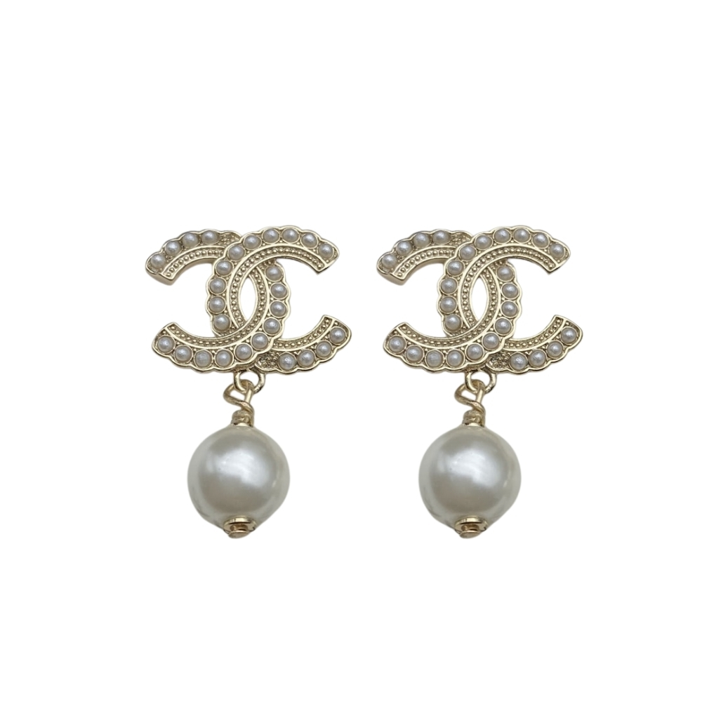 21-4.jpg Chanel Cc Pearl Gold Earrings - Image 1