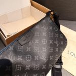 Louis Vuitton Pochette Accessoire Bag Black 24Cm - Image 5