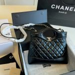 Chanel 31 Bag Leather Black 24Cm - Image 8