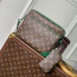 Louis Vuitton Trio Messenger Bag Green 25Cm M12766 - Image 4